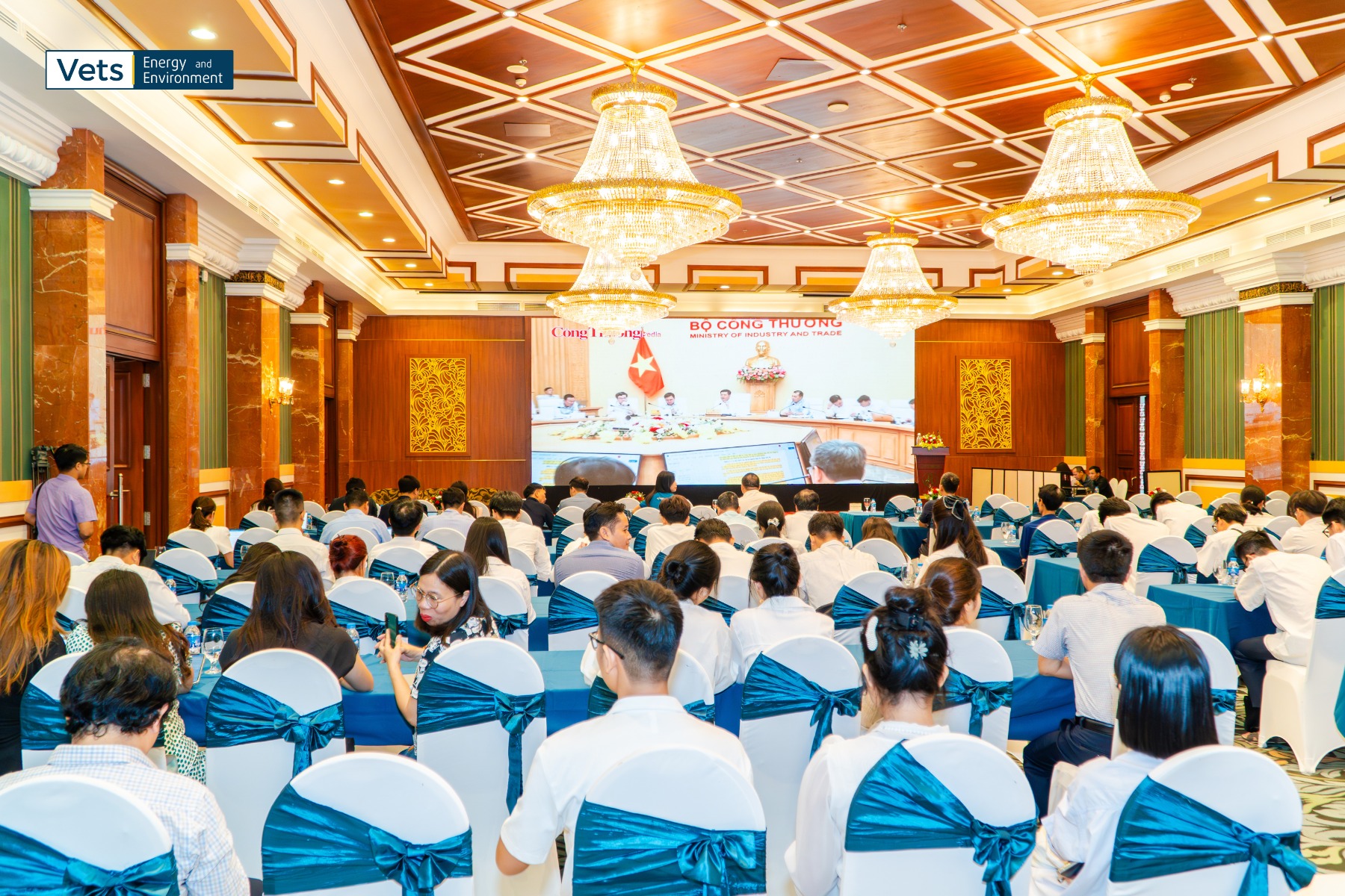 Diễn đàn sử dụng năng lượng tiết kiệm, hiệu quả thành quả và mục tiêu trong kỷ nguyên vươn mình 