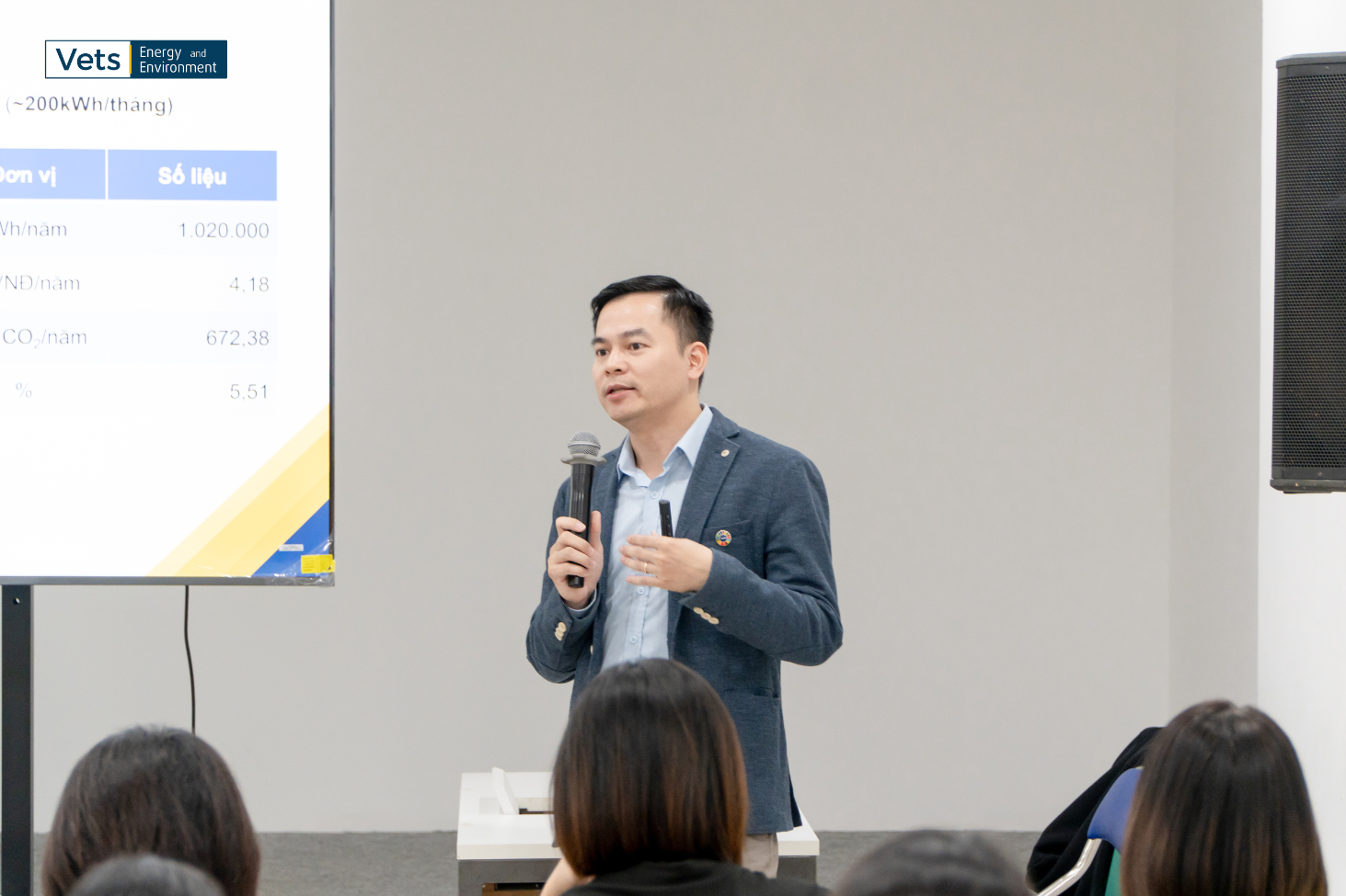 Anh Đào Xuân Hoạch - Chuyên gia Khí nhà kính tại VETS | EnE trong buổi đào tạo tại PNJ Hà Nội