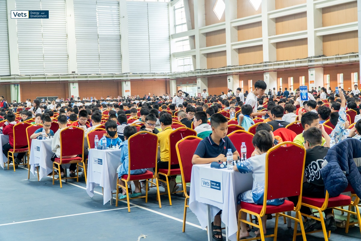 Các vận động viên tập trung thi đấu