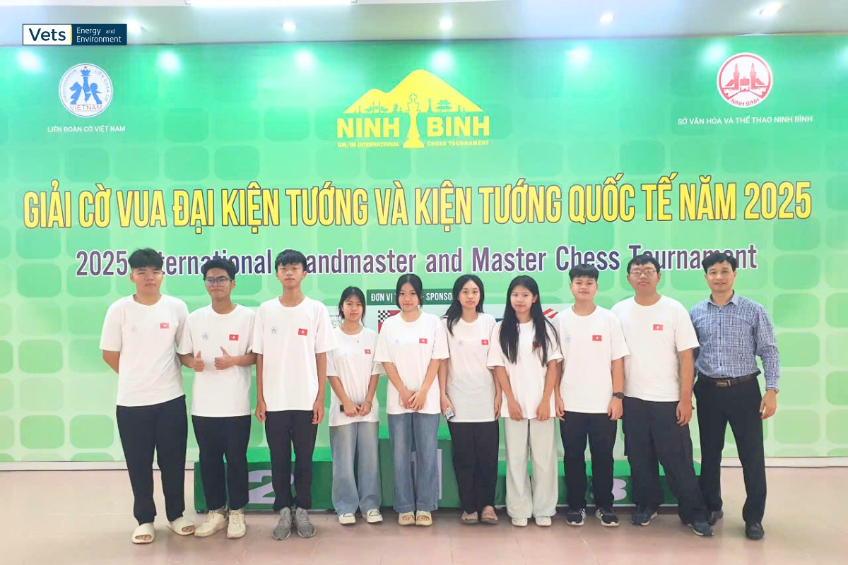 Áo thi đấu được tài trợ bởi VETS | EnE cho các tuyển thủ Việt Nam