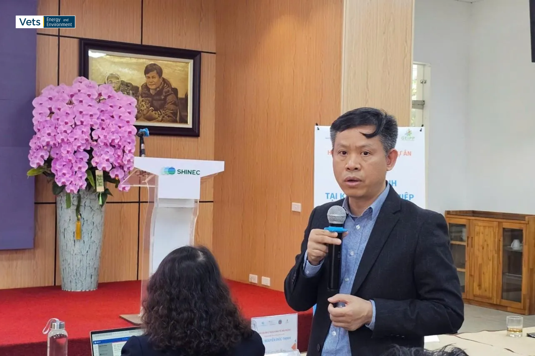 Đại diện Ban Quản lý Khu kinh tế Hải Phòng, ông Nguyễn Đức Thịnh - Trưởng phòng Tài nguyên và Môi trường thông tin tại Hội thảo