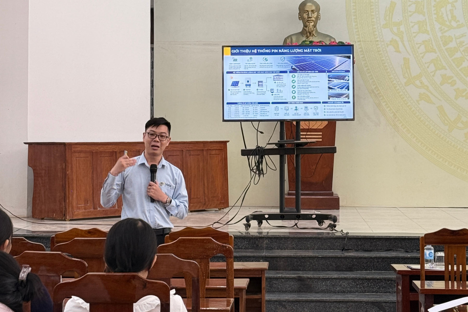 Chuyên gia Mã Văn Đồng đại diện VETS | EnE tham luận tại hội nghị 